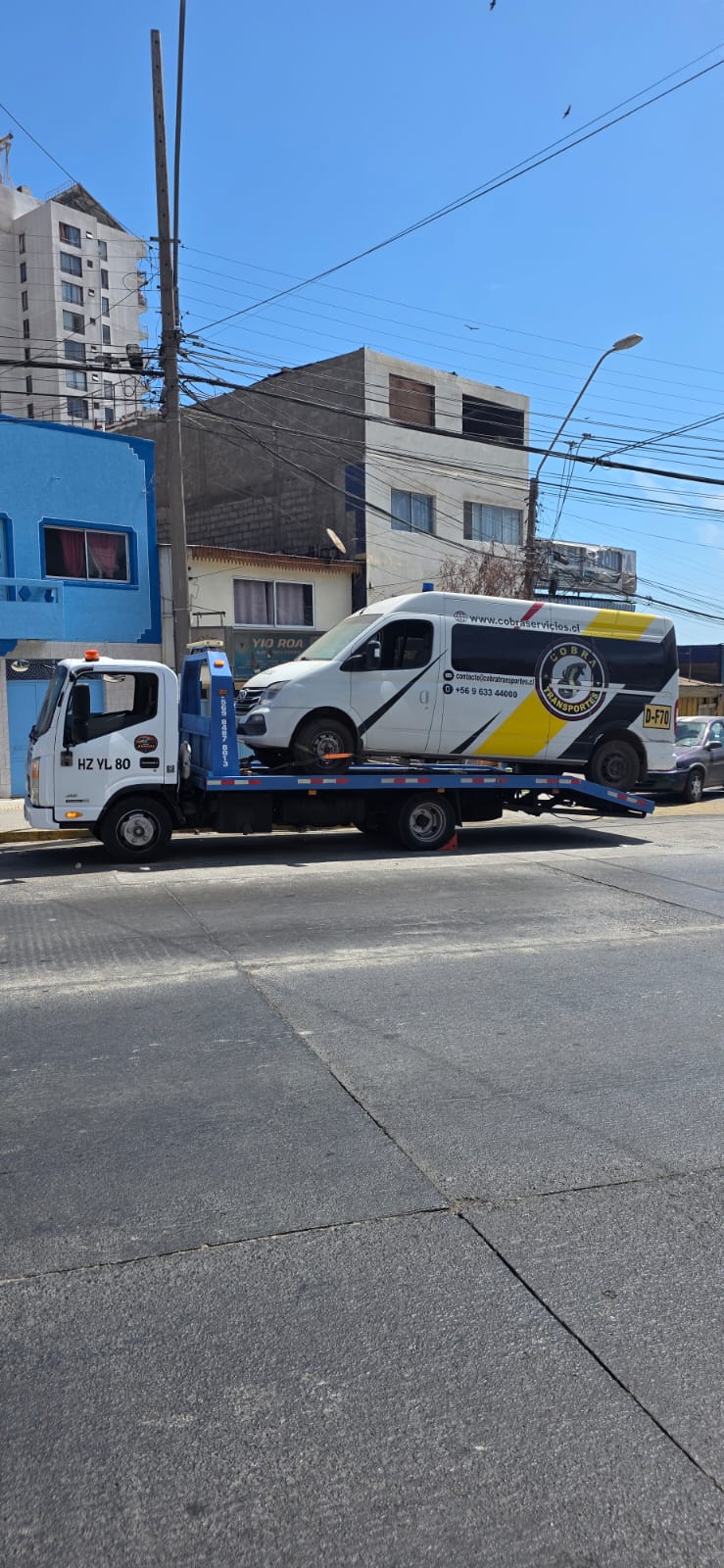 Grúas Adonai servicio 40